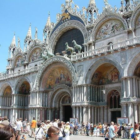 Casa Calle Frezzeria Lejlighed Venedig Eksteriør billede